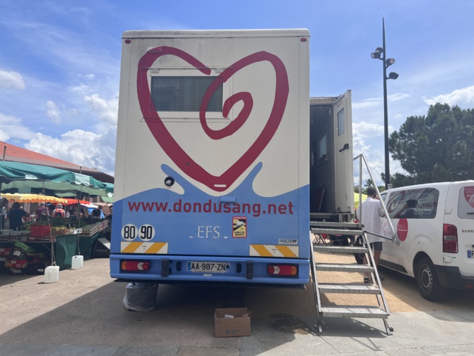 A Ajaccio c'était sur la place du Diamant A Ajaccio c'était sur la place du Diamant