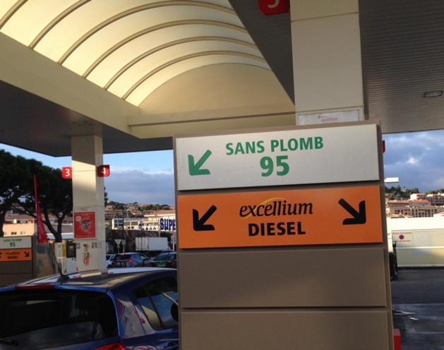 La station Total de Calvi s’adapte face au fléau des achats en ligne La station Total de Calvi s’adapte face au fléau des achats en ligne