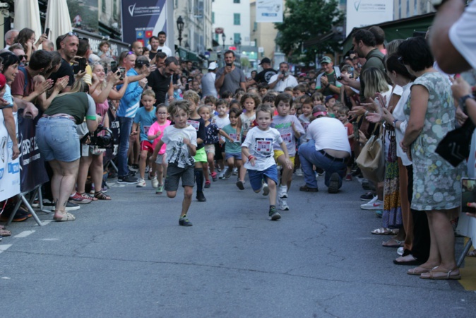 EN IMAGES - Corte : 200 enfants pour « E corse per i zitelli » EN IMAGES - Corte : 200 enfants pour « E corse per i zitelli »