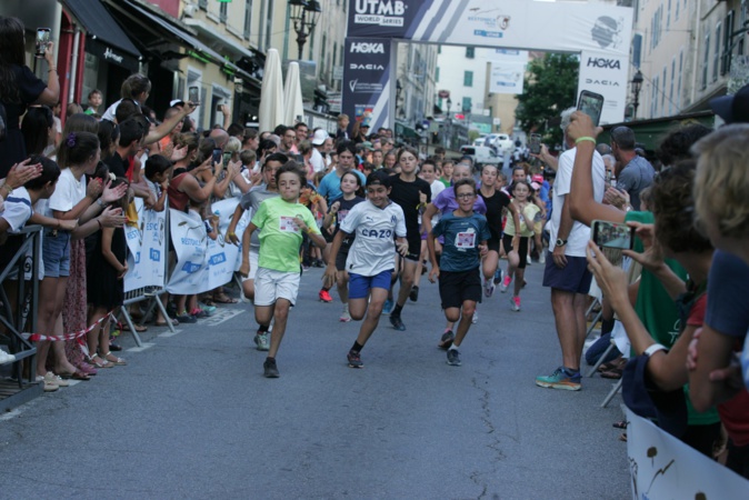 EN IMAGES - Corte : 200 enfants pour « E corse per i zitelli » EN IMAGES - Corte : 200 enfants pour « E corse per i zitelli »