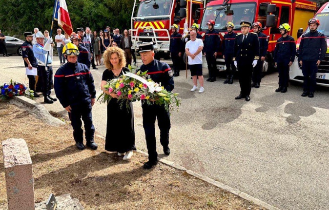 L'hommage au capitaine Pierre Clément (Sdis2A) L'hommage au capitaine Pierre Clément (Sdis2A)