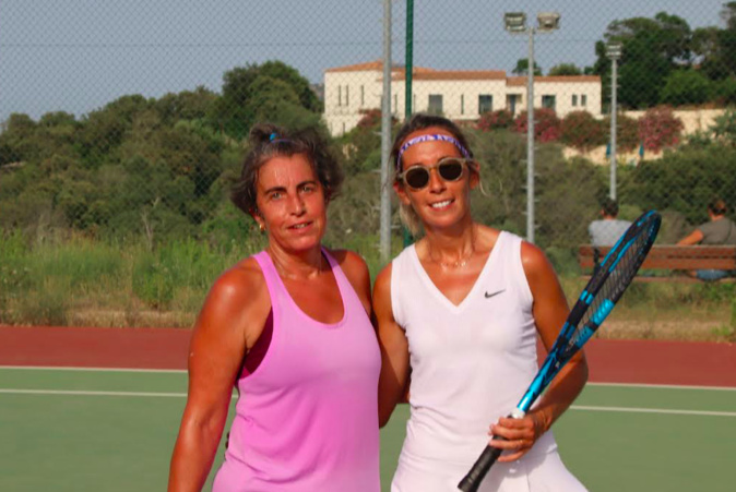 Les finalistes en simple dames et messieurs Les finalistes en simple dames et messieurs