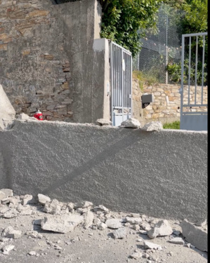 Le mur du monastère de Sainte-Claire de Bastia doit être démoli