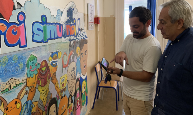 Le maire a visité l'école Le maire a visité l'école