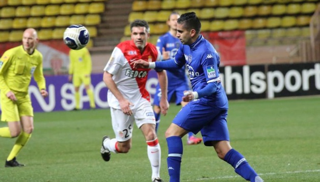 http://www.sc-bastia.net/ http://www.sc-bastia.net/