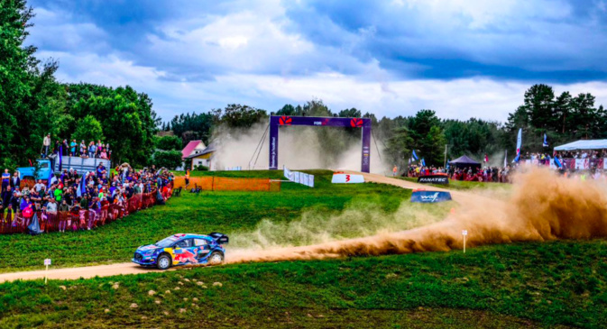 Photo illustration page Facebook Loubet Photo illustration page Facebook Loubet