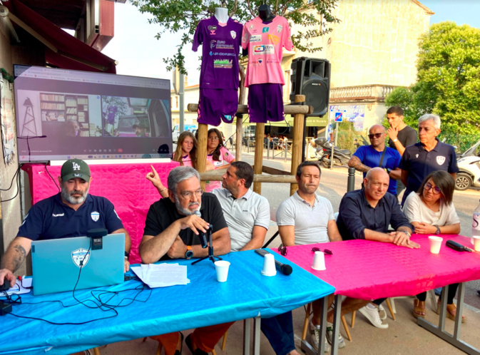Le 27 juin dernier, les dirigeants du Handball Pays Ajaccien tenaient une conférence de presse devant leurs locaux de Mezzavia pour dénoncer cette décision et annoncer avoir entamé un recours (Photo : Archives Michel Luccioni)