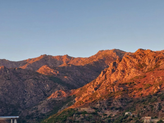 Monte Astu (Françpise Geronimi) Monte Astu (Françpise Geronimi)
