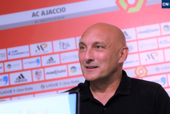 Olivier Pantaloni s'attend à un match difficile face à QRM Olivier Pantaloni s'attend à un match difficile face à QRM