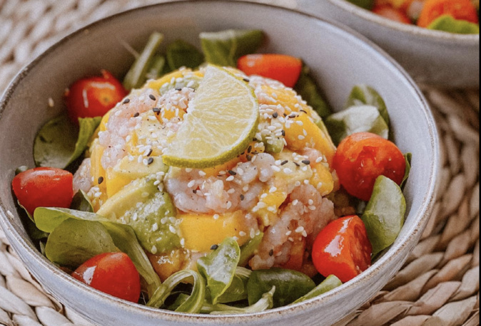 A table : Tartare crevettes, avocats, mangues avec #lapetitecuisinedemarie A table : Tartare crevettes, avocats, mangues avec #lapetitecuisinedemarie