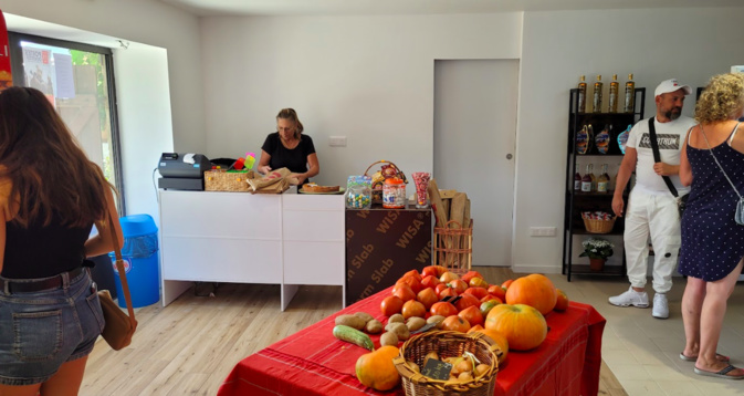 Ouverture d’une épicerie à Ocana : Un nouveau souffle pour le village Ouverture d’une épicerie à Ocana : Un nouveau souffle pour le village