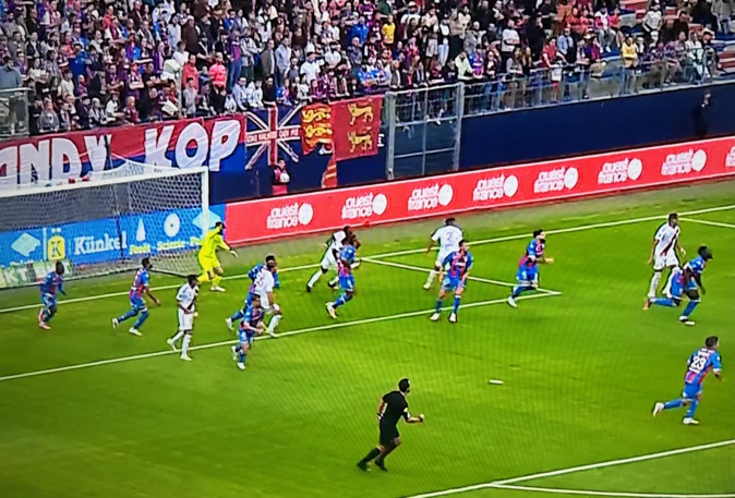 Trop diminué, les Ajacciens n'ont rien pu faire à Caen (0-3) Trop diminué, les Ajacciens n'ont rien pu faire à Caen (0-3)