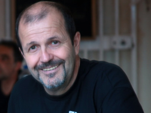 @Unita naziunale @Unita naziunale