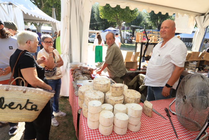 Santa di u Niolu : Des milliers de fidèles réunis dans une immense ferveur Santa di u Niolu : Des milliers de fidèles réunis dans une immense ferveur
