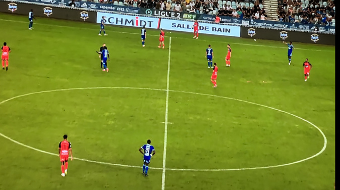 Ligue 2 - Le Sporting de Bastia nettement battu par Laval (0-3) Ligue 2 - Le Sporting de Bastia nettement battu par Laval (0-3)