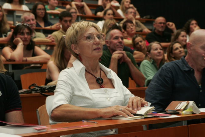 Le Professeur Josette Dall'ava-Santucci. Le Professeur Josette Dall'ava-Santucci.