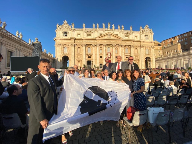 Le pape François aux nouveaux cardinaux : "la foi nous est transmise par la langue de nos grands-parents" Le pape François aux nouveaux cardinaux : "la foi nous est transmise par la langue de nos grands-parents"