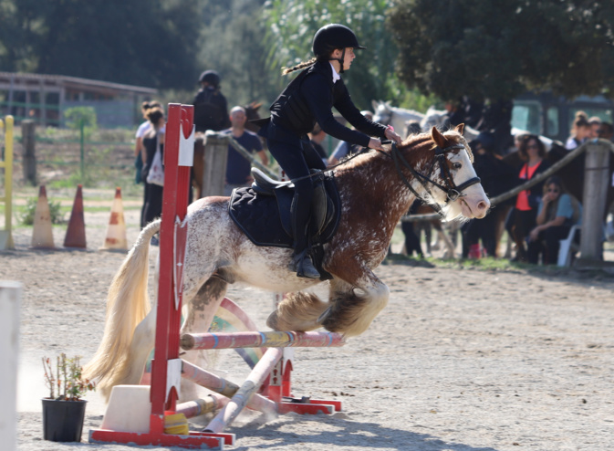 EN IMAGES - Sauts d’obstacles : 95 jeunes cavaliers en compétition à Corte EN IMAGES - Sauts d’obstacles : 95 jeunes cavaliers en compétition à Corte