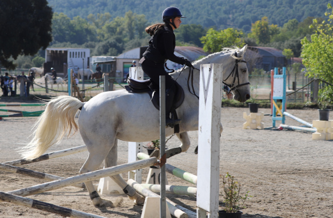 EN IMAGES - Sauts d’obstacles : 95 jeunes cavaliers en compétition à Corte EN IMAGES - Sauts d’obstacles : 95 jeunes cavaliers en compétition à Corte