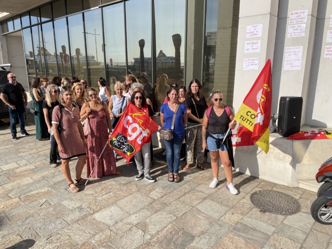 Nouvelle manifestation des AESH ce mardi devant l'inspection académique de Haute-Corse. Nouvelle manifestation des AESH ce mardi devant l'inspection académique de Haute-Corse.