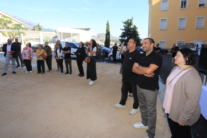 Corte : Le clocher triangulaire de Grossetti inauguré Corte : Le clocher triangulaire de Grossetti inauguré