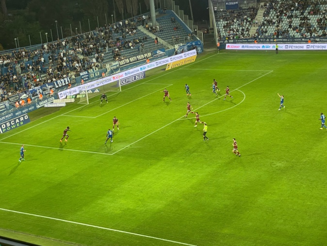 Ligue 2 : Le Sporting renoue avec la victoire face à Annecy Ligue 2 : Le Sporting renoue avec la victoire face à Annecy