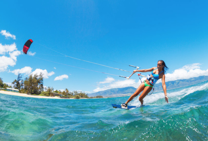 5 bonnes raisons de pratiquer le kitesurf en Corse