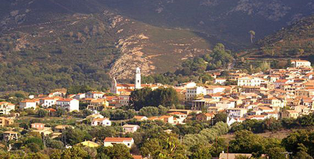 Maternelle de Calenzana : 13 enseignants  en 2 ans pour la classe bilingue ! Les parents d'élèves jettent l'éponge