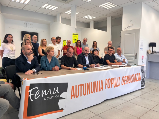 "Femu a Corsica" a tenu cet après-midi une conférence de presse pour faire le point sur la situation politique actuelle sur l'île.