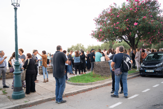 Un autre rassemblement a eu lieu à Ajaccio. Photo Paule Santoni