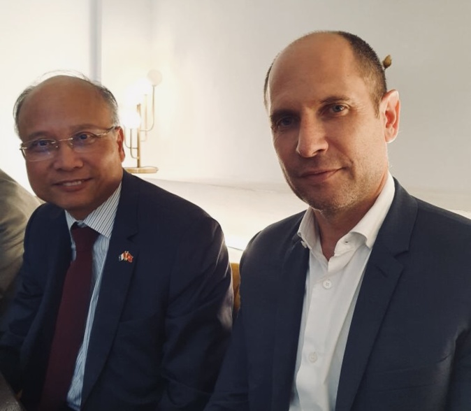 Jean-Louis Albertini, le Président du MEDEF Corse, avec l'Ambassadeur du Vietnam.