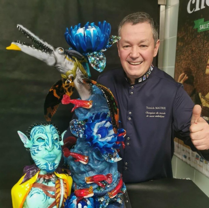 Le parrain du salon, Yannick Maurie, Champion du monde de sucre artistique Le parrain du salon, Yannick Maurie, Champion du monde de sucre artistique