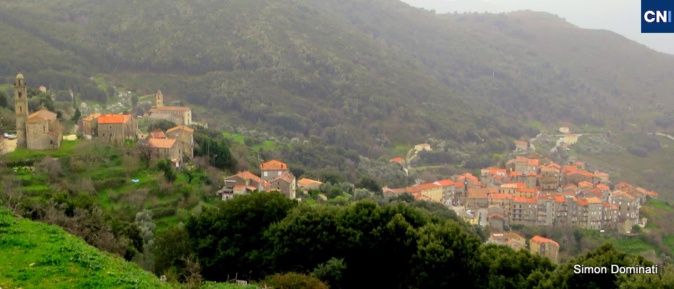 Dans l'Alta Rocca, un programme aide les habitants les plus pauvres à rénover leur maison. Dans l'Alta Rocca, un programme aide les habitants les plus pauvres à rénover leur maison.