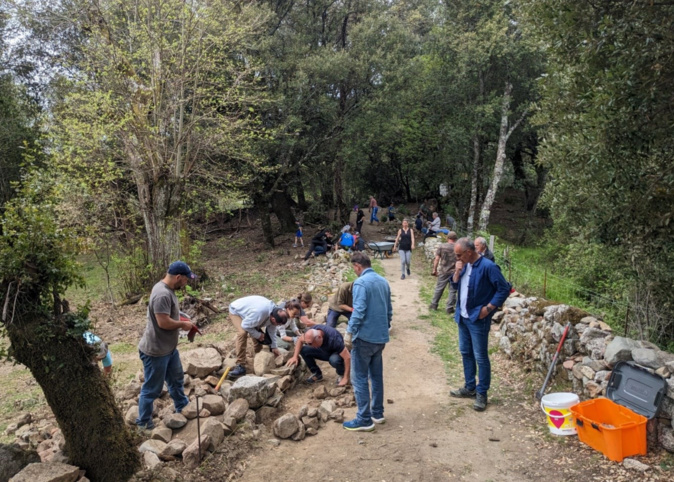 « Fighjula i petri » : une bande de copains fervents amoureux et défenseurs d’un patrimoine oublié « Fighjula i petri » : une bande de copains fervents amoureux et défenseurs d’un patrimoine oublié