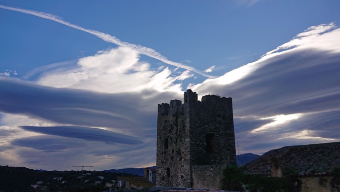 EN IMAGES - Ambiance… lenticulaire au dessus de la Corse