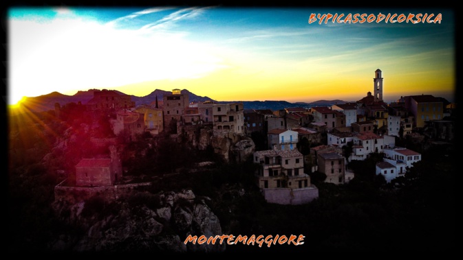 La photo du jour : Montemaggiore au soleil couchant La photo du jour : Montemaggiore au soleil couchant