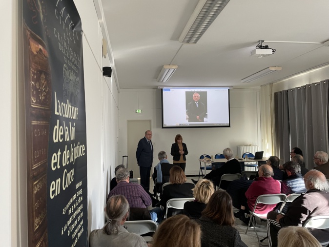 Bastia : Plongée dans l'histoire juridique de la Corse à la bibliothèque municipale Bastia : Plongée dans l'histoire juridique de la Corse à la bibliothèque municipale