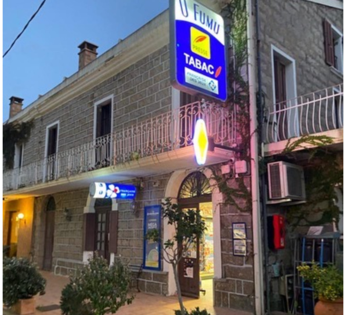 Le bureau de tabac de Figari Le bureau de tabac de Figari