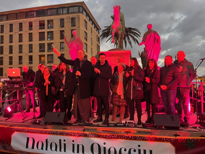 Marché de Noël d'Ajaccio : premier jour d'un mois de fête Marché de Noël d'Ajaccio : premier jour d'un mois de fête