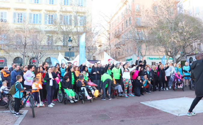 Environ 300 personnes ont participé à la marche