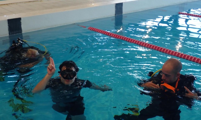 Handicap : à Bastia, des baptêmes de plongée en piscine pour GEM Zee Office