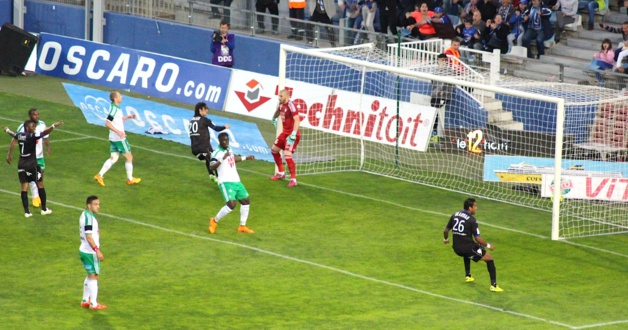 Le Sporting face à Saint-Etienne : La victoire et le... maintien presque assuré Le Sporting face à Saint-Etienne : La victoire et le... maintien presque assuré