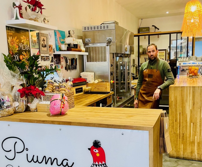 Du côté de la rôtisserie "Piuma", les commandes des fêtes de fin d'année n'ont pas faibli malgré le contexte économique.