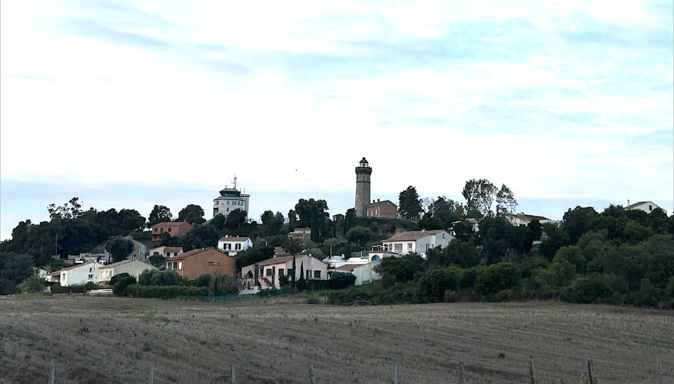 Le sémaphore et le phare d'Alistru (Christelle Galea)