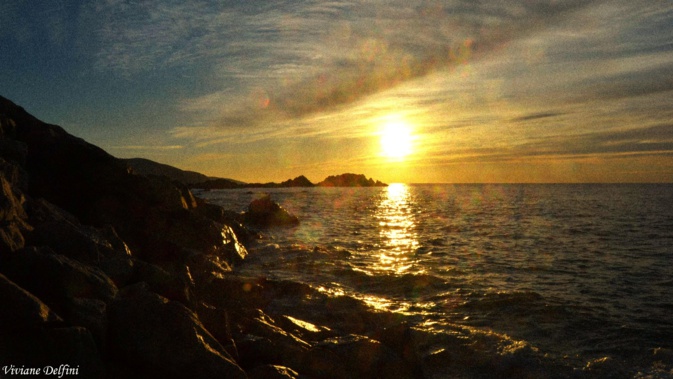 La photo du jour : les ors de la plage du Liamone