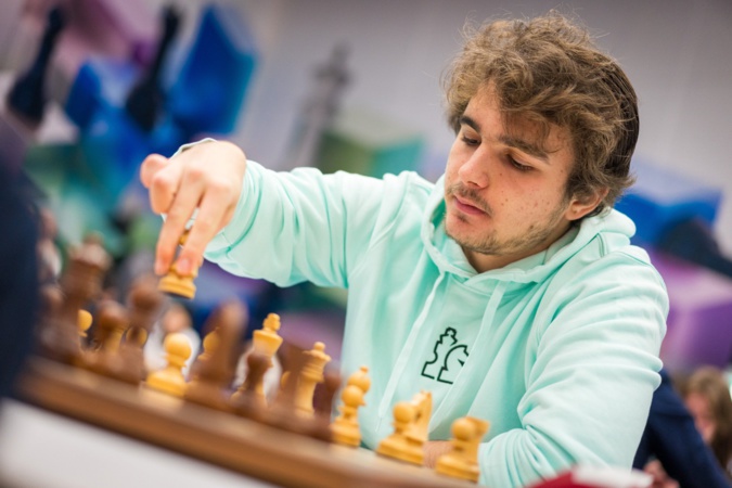 (Chess.com) (Chess.com)