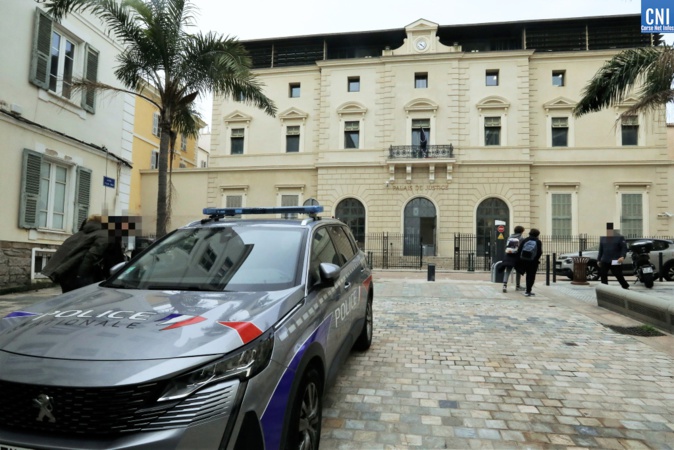 Photo illustration Michel Luccioni