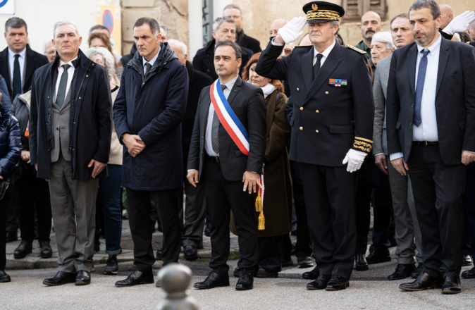 EN IMAGES - Vingt-six ans après, une cérémonie d'hommage au préfet Claude Érignac à Ajaccio EN IMAGES - Vingt-six ans après, une cérémonie d'hommage au préfet Claude Érignac à Ajaccio