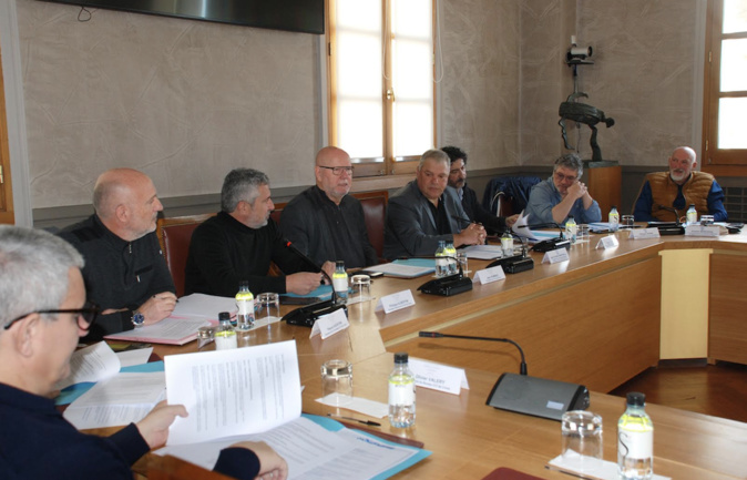 Le groupe "Amparà-Méditerranée" : Une Nouvelle ére pour la formation professionnelle en Corse Le groupe "Amparà-Méditerranée" : Une Nouvelle ére pour la formation professionnelle en Corse