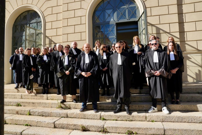 A Ajaccio, avocats et magistrats rendent hommage à Robert Badinter A Ajaccio, avocats et magistrats rendent hommage à Robert Badinter